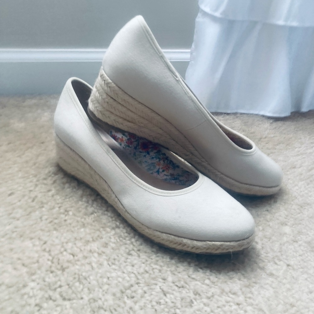 Life Stride Espadrille Shoes - Picture 5 of 5